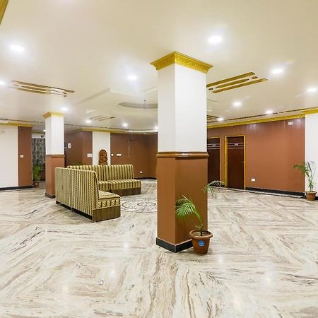 Oyo 36201 Sangam Grand Guwahati Exterior foto