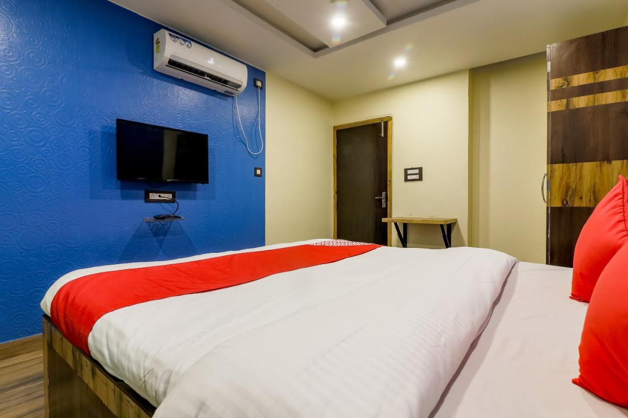 Oyo 36201 Sangam Grand Guwahati Exterior foto
