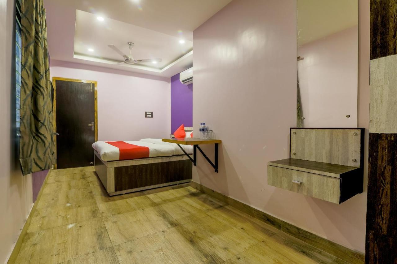 Oyo 36201 Sangam Grand Guwahati Exterior foto